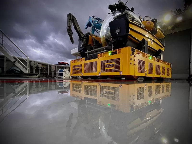 20T - carrello movimentazione sottomorini sui ponti delle navi - omni 20T - carrello movimentazione sottomorini sui ponti delle navi - omni