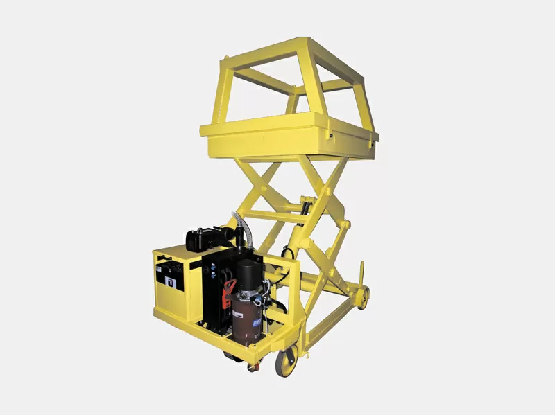 2 t - SELF-PROPELLED LIFTING PLATFORM 2 t - Piattaforma di sollevamento semovente
