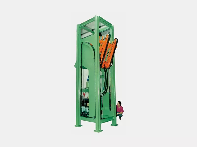 600 KG - VOLQUETE DE CONTENEDORES 180° 600 KG - VOLQUETE DE CONTENEDORES 180°