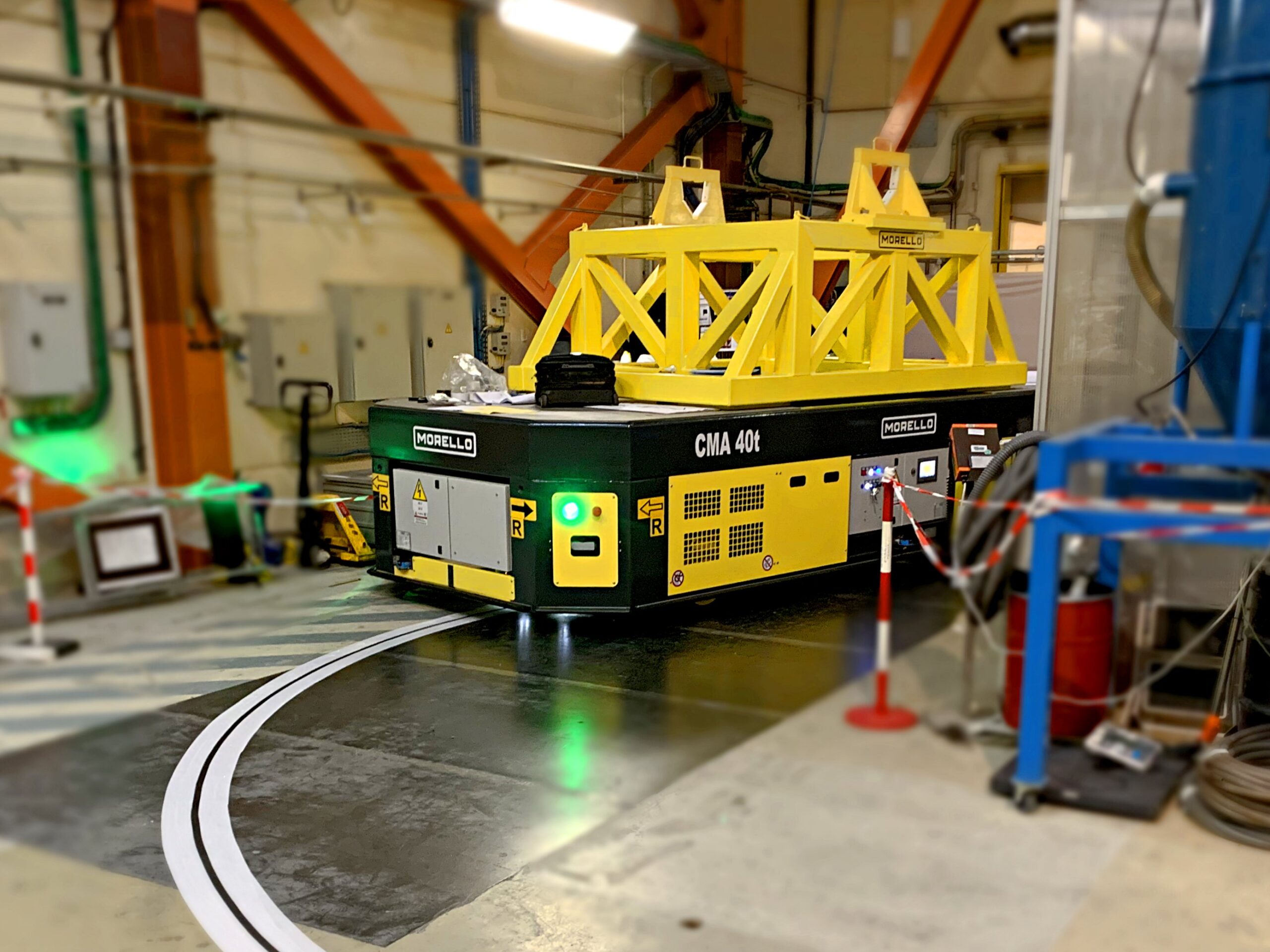 40 T - AMR GUIDAGE OPTIQUE POUR L'INDUSTRIE NUCLÉAIRE - AGV 40 T - AMR GUIDAGE OPTIQUE POUR L'INDUSTRIE NUCLÉAIRE - AGV